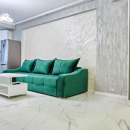 Apartamente By R S Năvodari Buitenkant foto